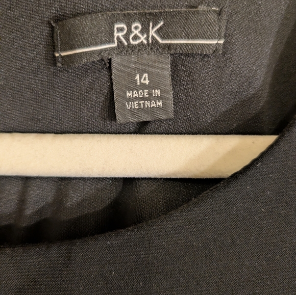 R&K Black Top with Red & Black Floral Skirt Midi Dress - Picture 3 of 3